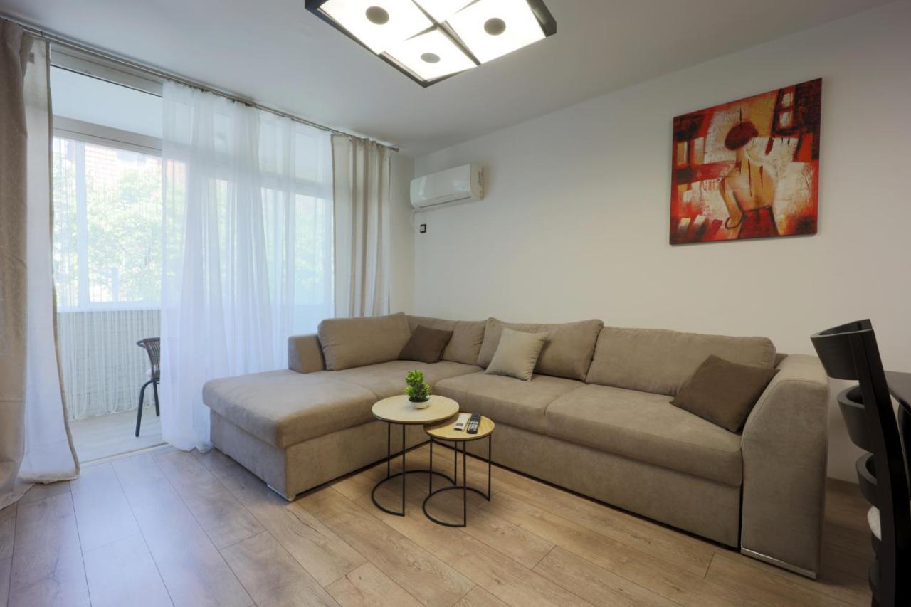 Apartments Relax 3&4 Varna Buitenkant foto